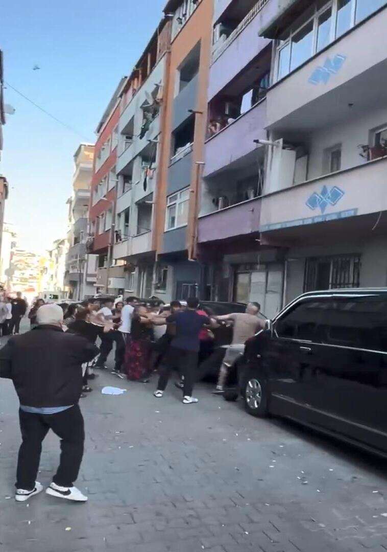 Genç kadının intikamı acı oldu! Evli olduğunu öğrendiği eski sevgilisine tornavida sapladı 6
